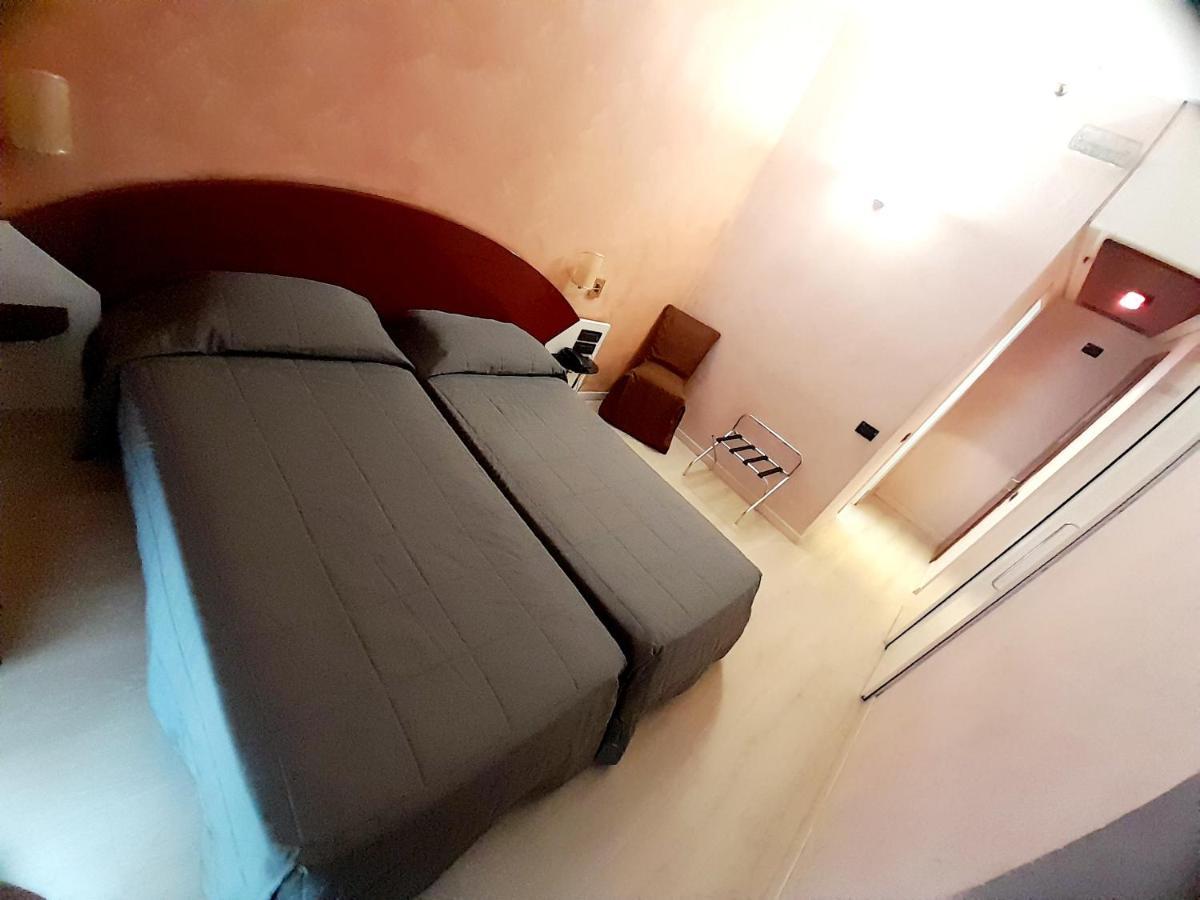 Hotel Continental Turin Luaran gambar